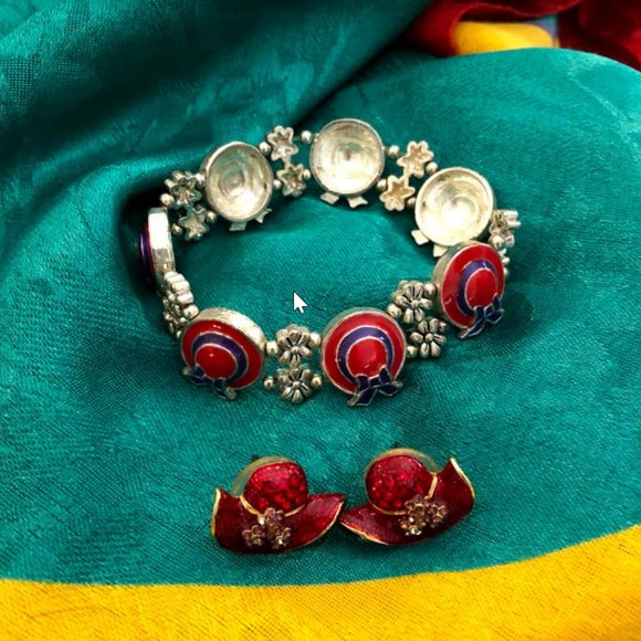 Annie O's Jewelry Box Jewelry - Donating Feb 16 ‘22 Offers Welcome! 👒Red Hats Society Earring & Bracelet👒